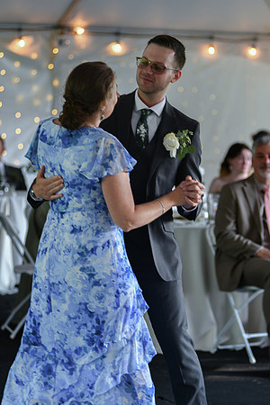 Carter & Marlah Reception [Mother Son Dance] 102