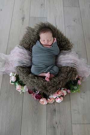 Mary Newborn 008