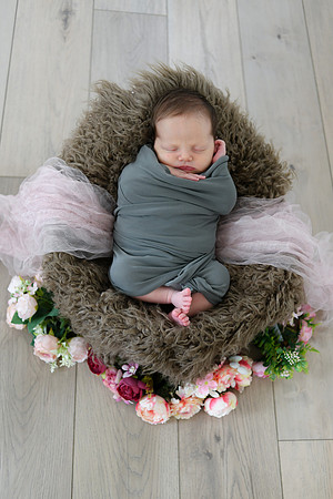 Mary Newborn 013