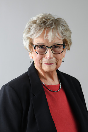Barbara Headshot 06