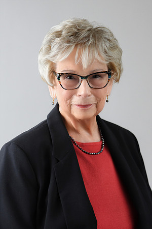 Barbara Headshot 07a