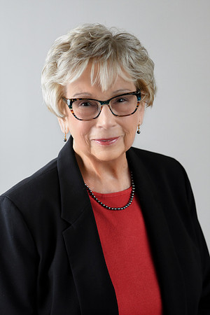 Barbara Headshot 13a