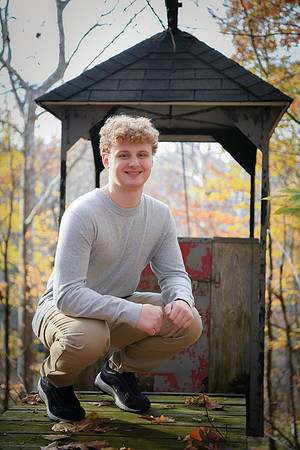 Ben [senior photos] 175
