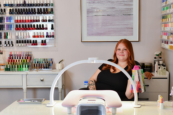 Blush Beauty Bar [Nail Tech] 35