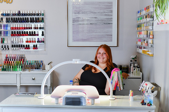 Blush Beauty Bar [Nail Tech] 40