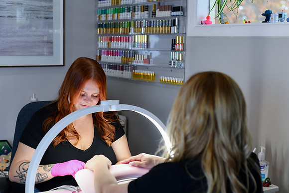 Blush Beauty Bar [Nail Tech] 54