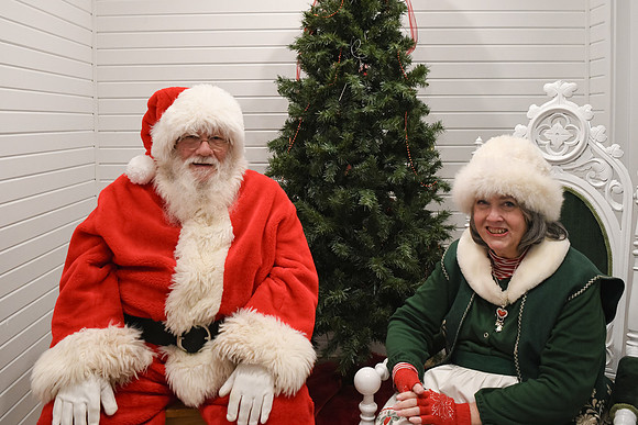 Santa Family 14
