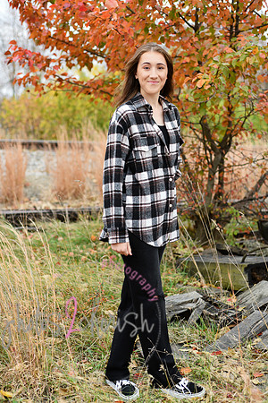 Carmella [MHS Class of 2025] proofs 006
