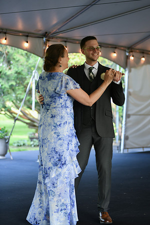 Carter & Marlah Reception [Mother Son Dance] 016