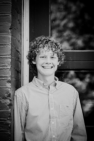 gavin [mhs class of 2023] peek 05