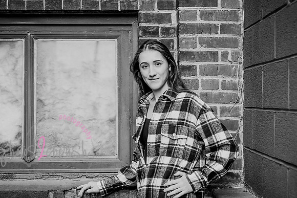 Carmella [MHS Class of 2025] proofs 028