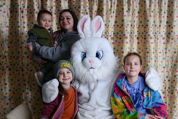 Easter Bunny Photos 045