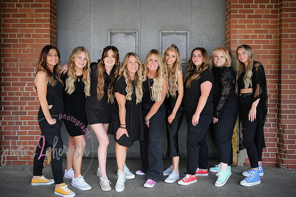 Salon Rootz [staff] 16