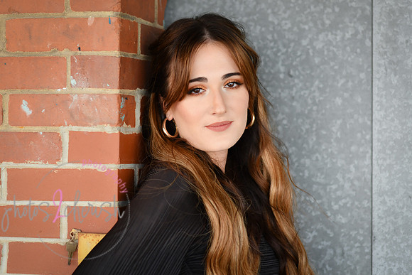 Salon Rootz [individual shots] 206