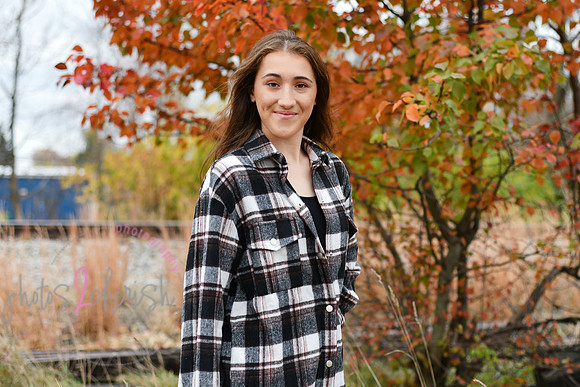 Carmella [MHS Class of 2025] proofs 007