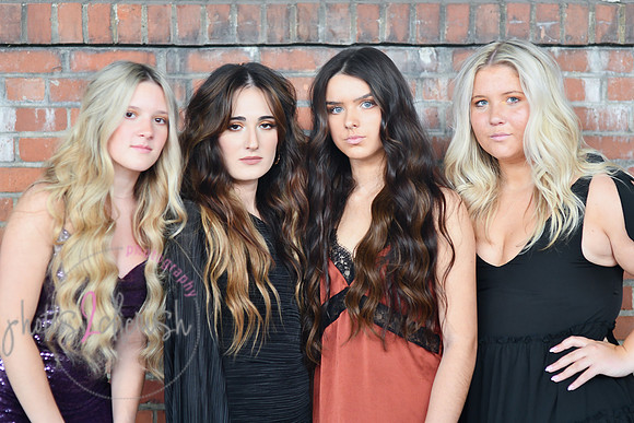 Salon Rootz [group shots indoor] 016