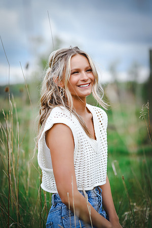 Trinity MHS 2023 grad proofs 230_pp