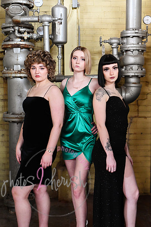 Salon Rootz [group shots indoor] 043