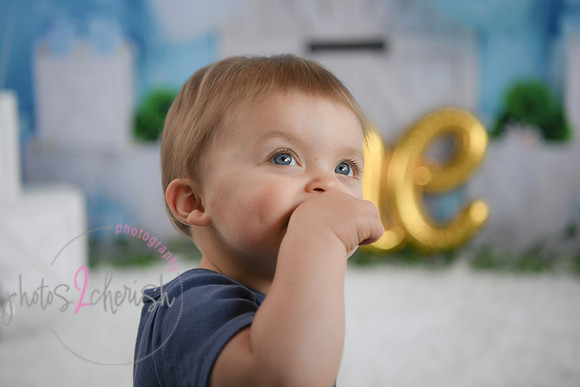 Coleson [peek] 40
