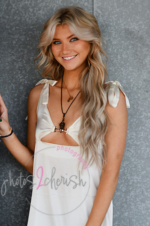 Salon Rootz [individual shots] 154