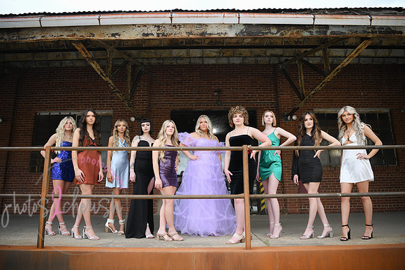 Salon Rootz [entire group] 09