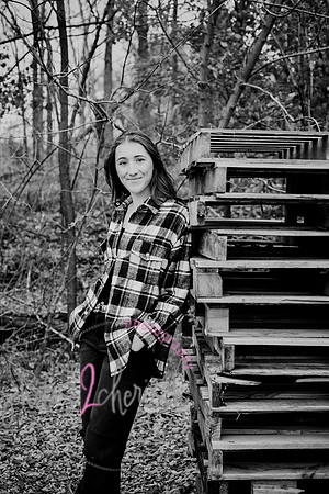 Carmella [MHS Class of 2025] proofs 089