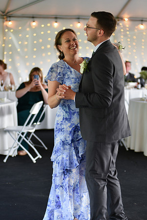 Carter & Marlah Reception [Mother Son Dance] 062