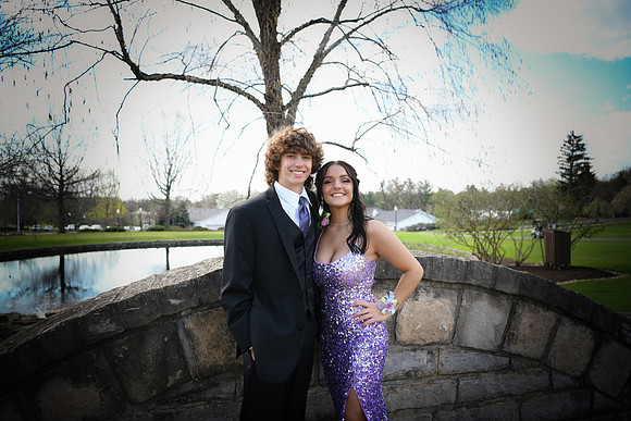 Cloverleaf [prom] Emily 33