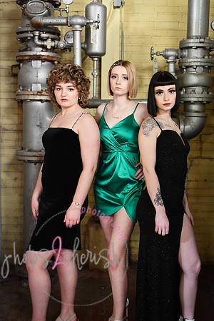 Salon Rootz [group shots indoor] 039