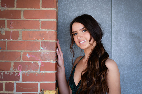 Salon Rootz [individual shots] 139