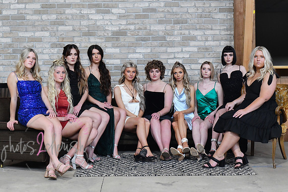 Salon Rootz [entire group] 40