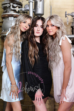 Salon Rootz [group shots indoor] 095