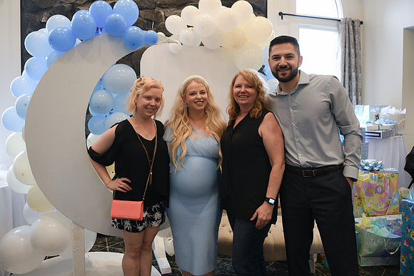 L Baby Shower 214