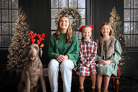 Sublett Family [Holiday 2024] 21