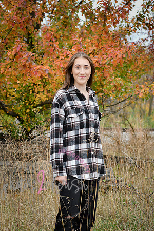 Carmella [MHS Class of 2025] proofs 097