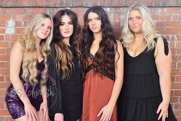 Salon Rootz [group shots indoor] 144