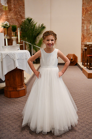 Isabel [First Communion] 119