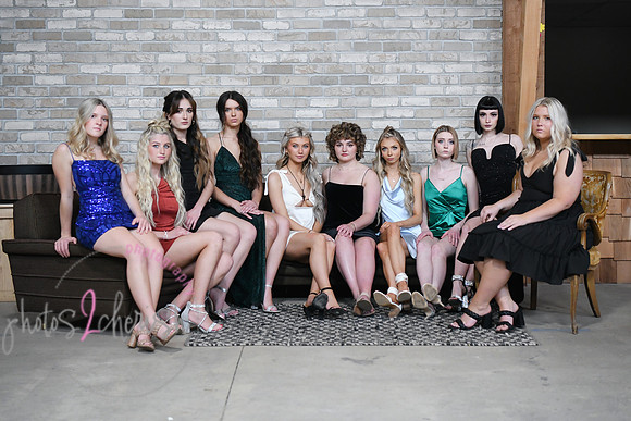 Salon Rootz [entire group] 44