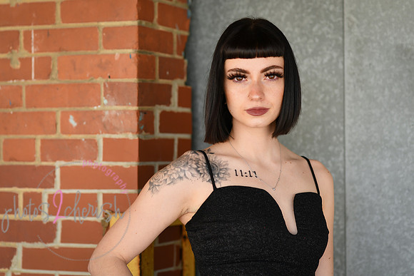 Salon Rootz [individual shots] 111