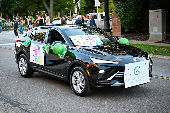 MHS 2026 HOCO Parade 242