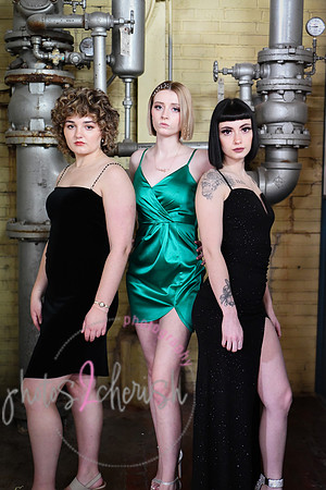 Salon Rootz [group shots indoor] 040