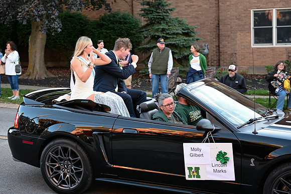 MHS 2026 HOCO Parade 081