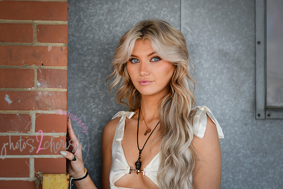 Salon Rootz [individual shots] 163