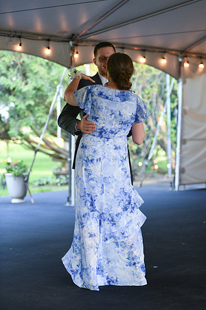 Carter & Marlah Reception [Mother Son Dance] 031