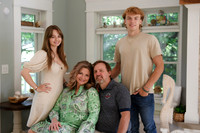 August [cover family] 099