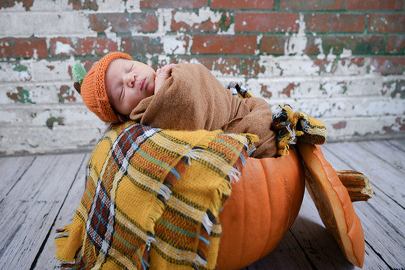 Carter [Newborn] 092