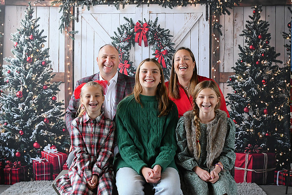 Sublett Family [Holiday 2024] 01