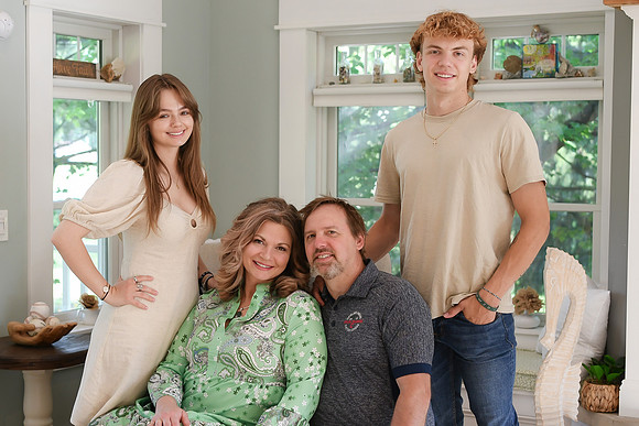 August [cover family] 101
