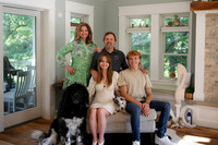 August [cover family] 016