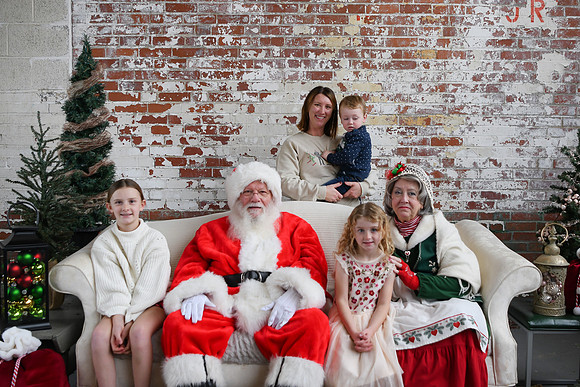 2024 Santa [Stefanik] 24
